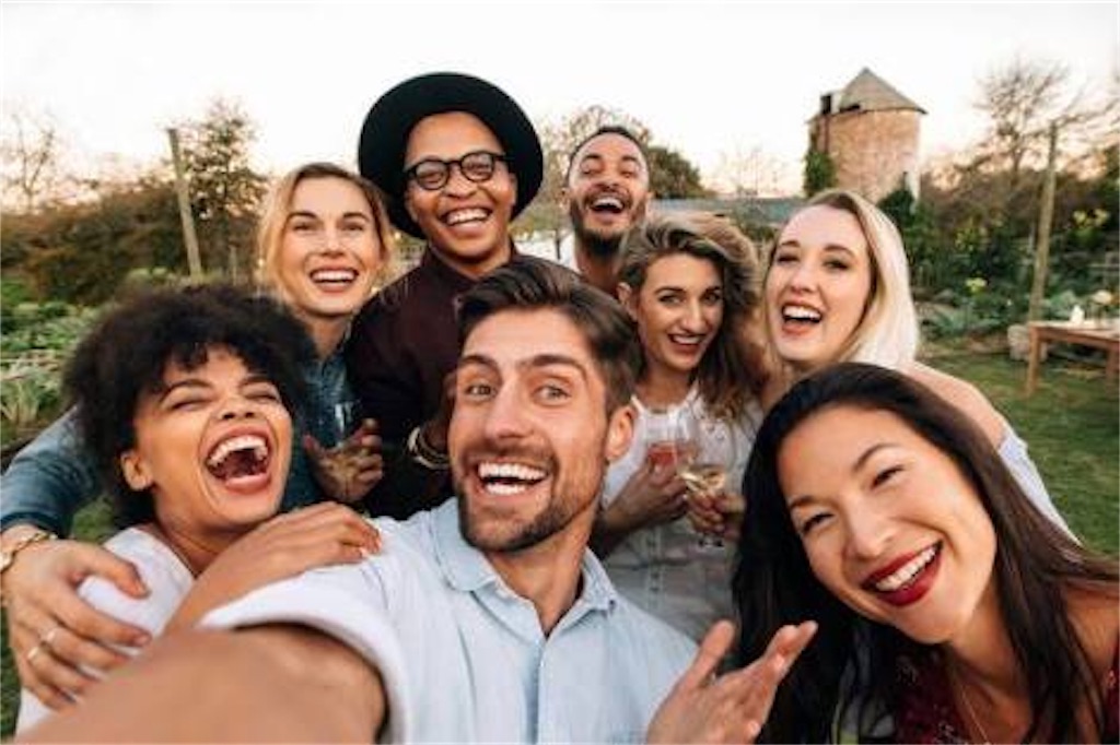 英語コミュ障必見 外国人に 仲良くしたい また会いたい と思わせる方法 海外経験ゼロ の女子大生がたった三ヶ月 ペンを持たずに 世界中どこに旅行しても1人で楽しむ コミュ力 手に入れたスマホ英会話上達