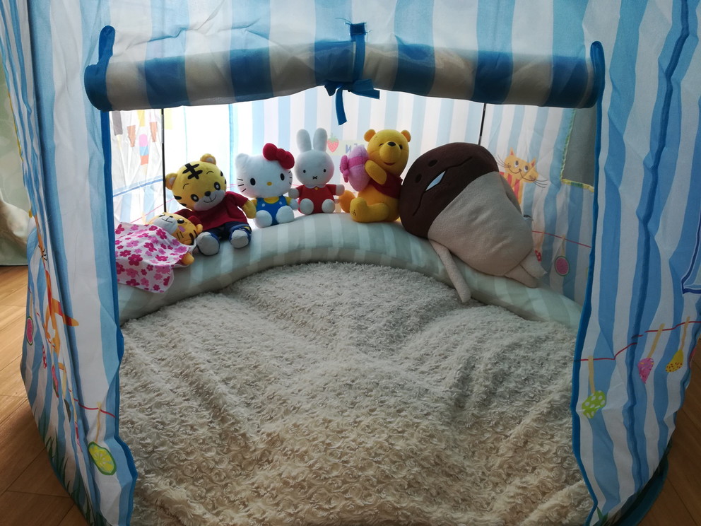 フライングタイガー フライングタイガーのプレイテントで子供だけのスペースを家のどこかに作ってあげたい こたつから外へ
