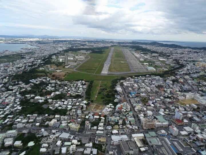 普天間飛行場 航空写真
