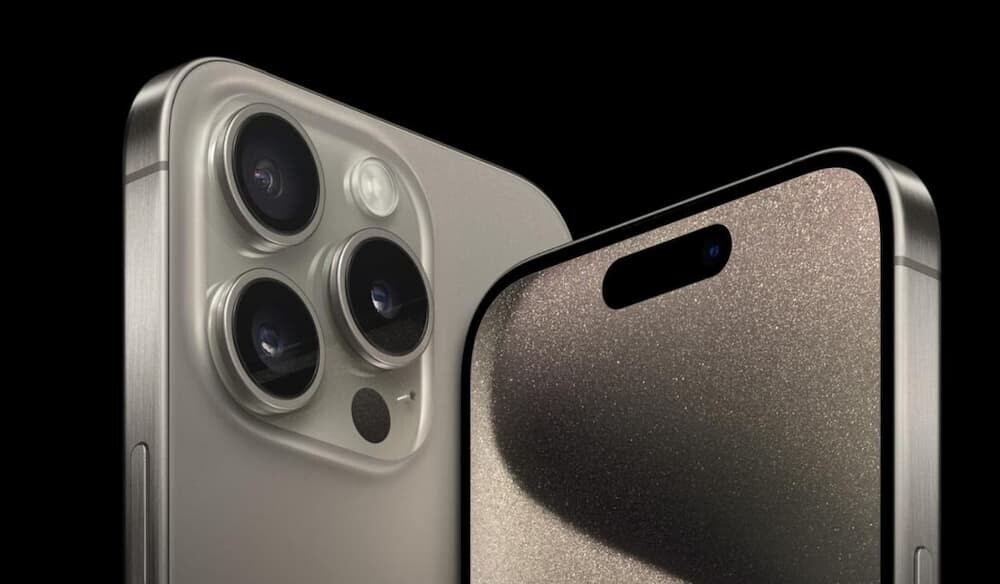 iPhone 16 Pro チタニウムボディ 宇宙ステーション