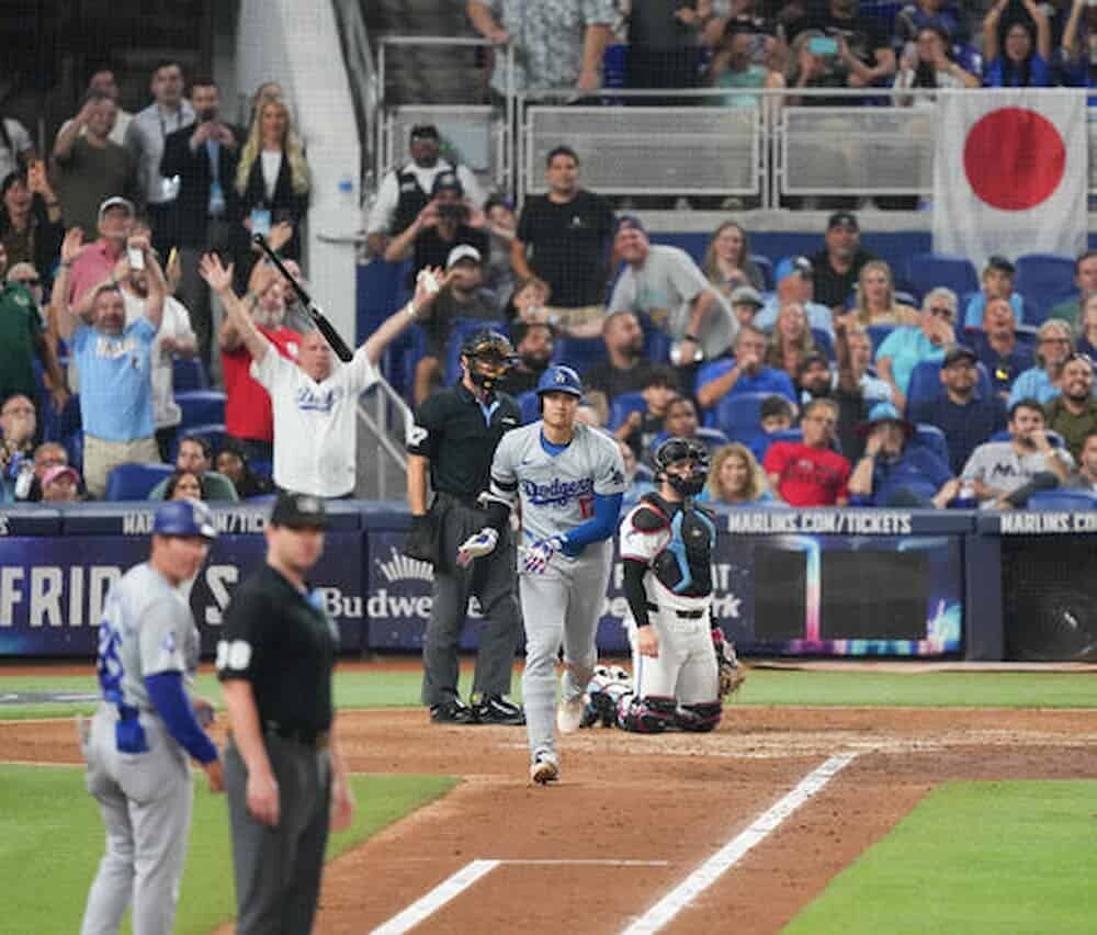 マーリンズ スタジアム 右翼席