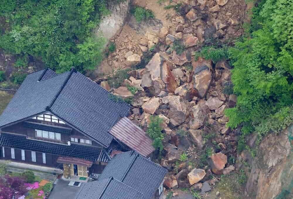 石川県 土砂崩れ   