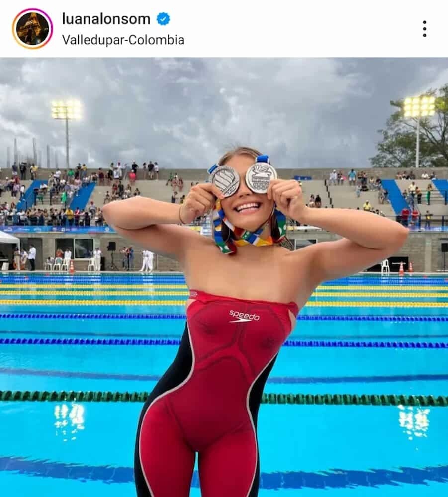ルアナ・アロンソ 水着   