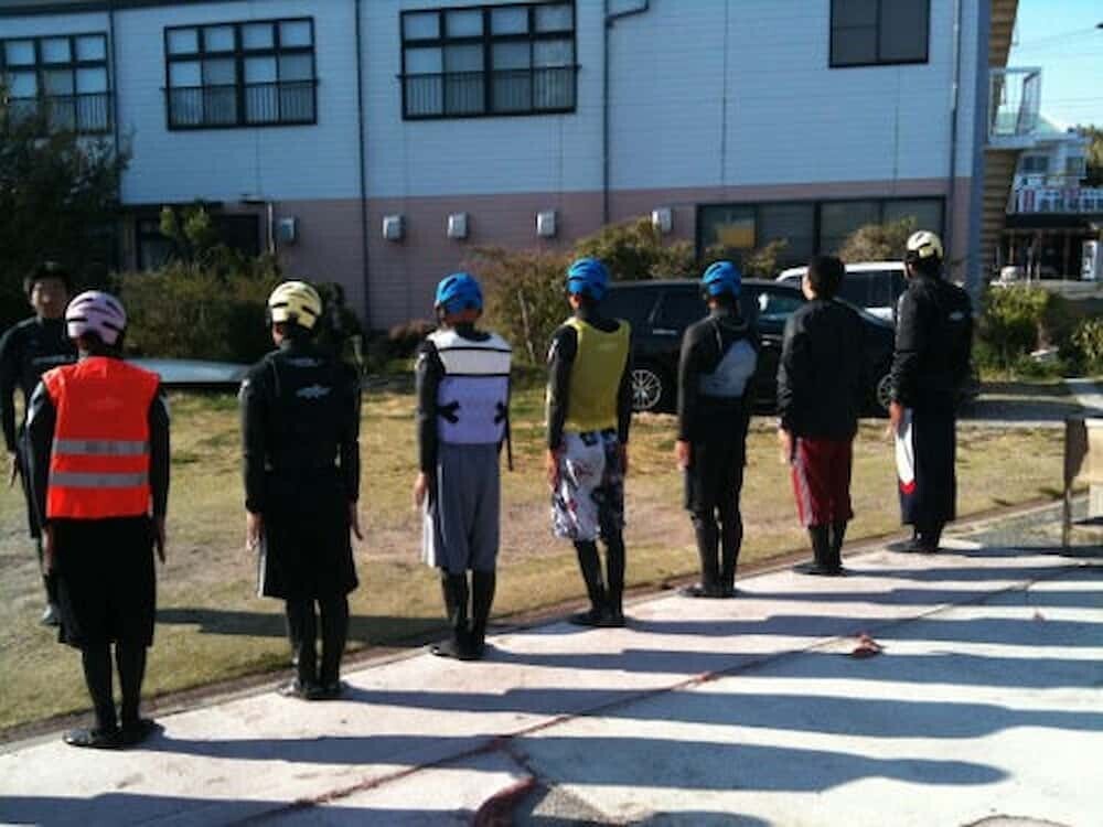 戸塚ヨットスクール訓練風景   