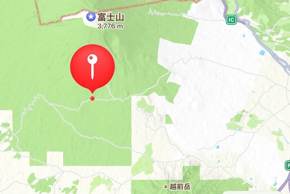 地図アプリ ピン位置