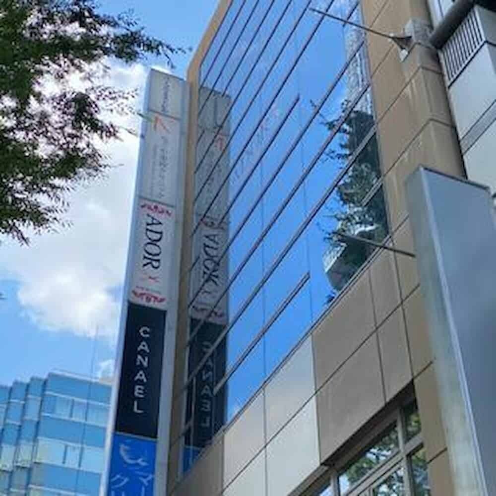 ADOR本社
