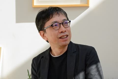 鶴巻和哉 監督
