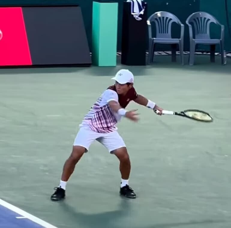 西岡良仁 テニス