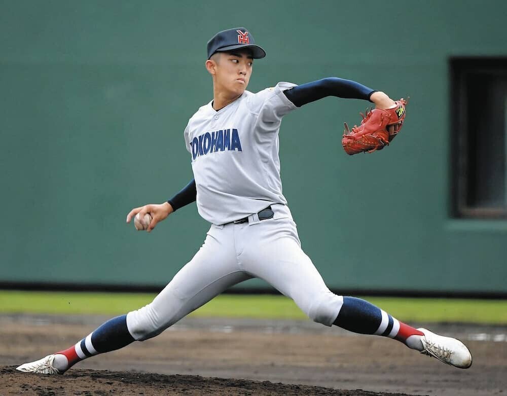横浜高校の織田投手の投球フォーム