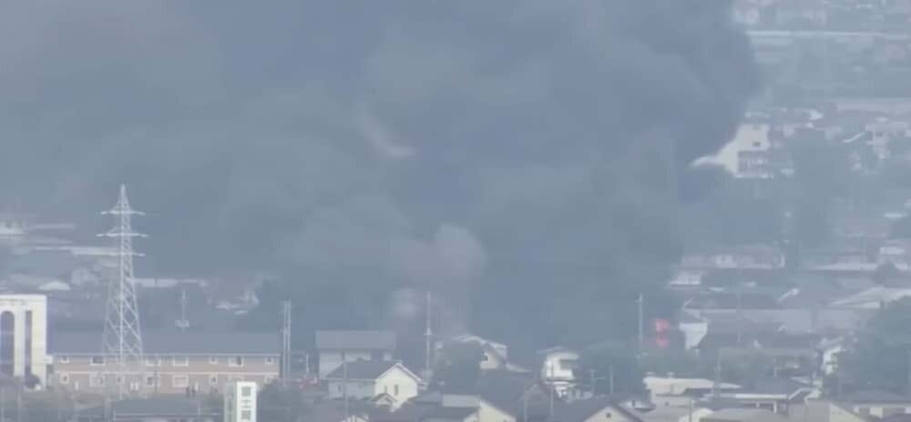 笛吹市タイヤ火災