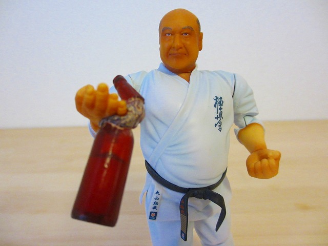 超像革命外伝空手バカ一代 大山倍達フィギュア 超像革命外伝 空手バカ一代 大山倍達 レビュー！ - okurejeの日記