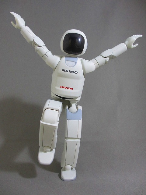 ASIMO アクションフィギュア レビュー - okurejeの日記