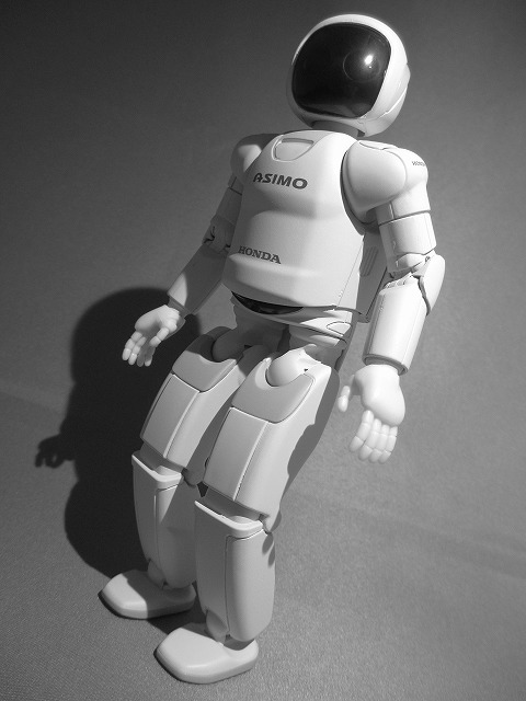 ASIMO アクションフィギュア レビュー - okurejeの日記