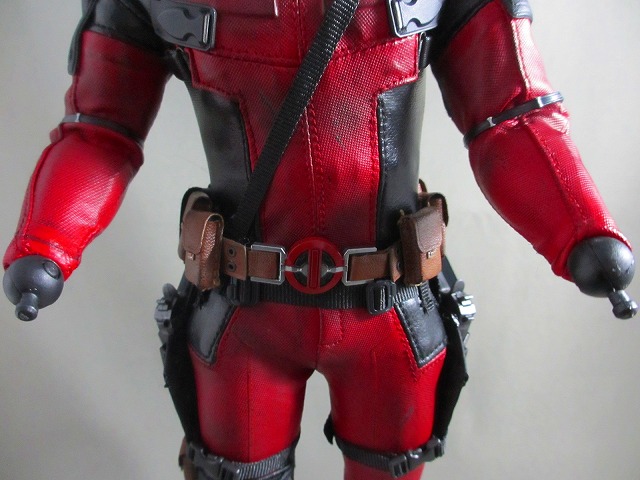 HOTTOYS デッドプール レビュー - okurejeの日記