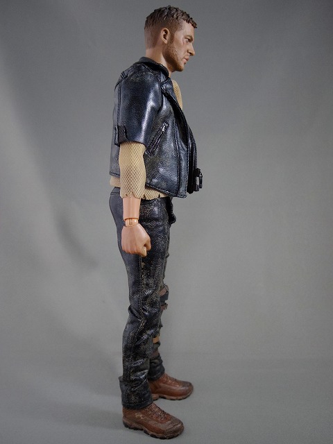 VTS WASTELAND RANGER マッドマックス トム・ハーディ レビュー