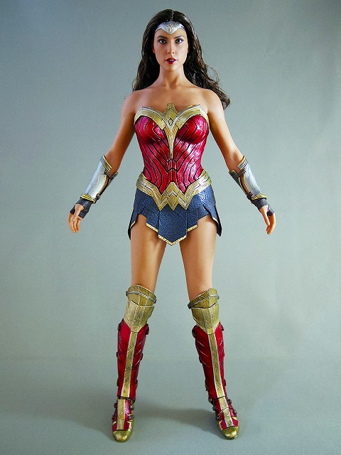 HOTTOYS 「バットマン vs スーパーマン ジャスティスの誕生」 ワンダー