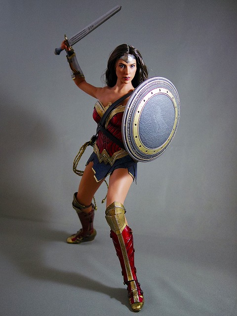 HOTTOYS 「バットマン vs スーパーマン ジャスティスの誕生」 ワンダー
