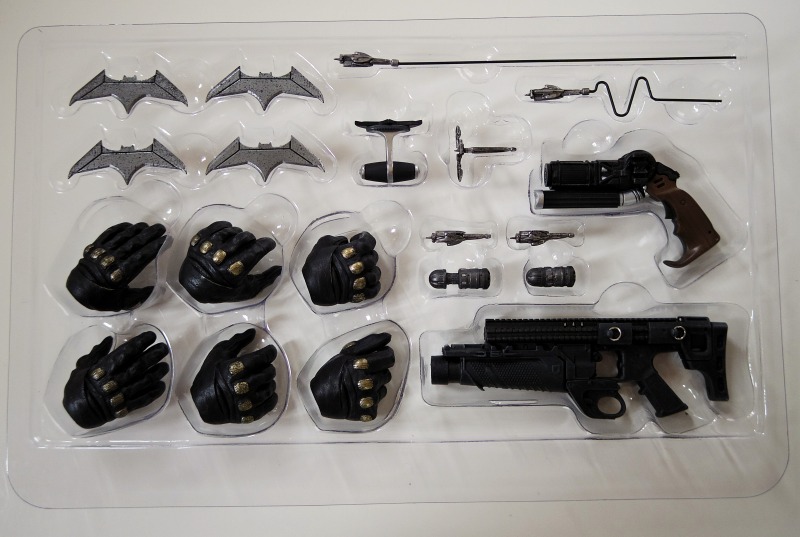 HOTTOYS トイサピエンス限定「スーサイド・スクワッド」 バットマン