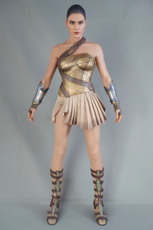 HOTTOYS 『ワンダーウーマン』ワンダーウーマン（トレーニング