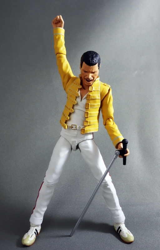 フレディマーキュリー　フィギュアーツ Amazon.co.jp: TAMASHII NATIONS S.H.フィギュアーツ フレディ