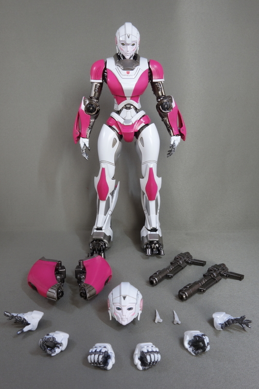 threezero 『バンブルビー』DLX Arcee （DLX アーシー） レビュー