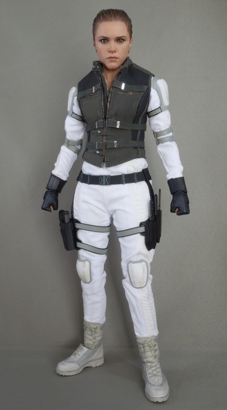 Hot Toys - 【お値下げ中】ホットトイズ　エレーナ HOTTOYS 『ブラック・ウィドウ』エレーナ・ベロワ レビュー