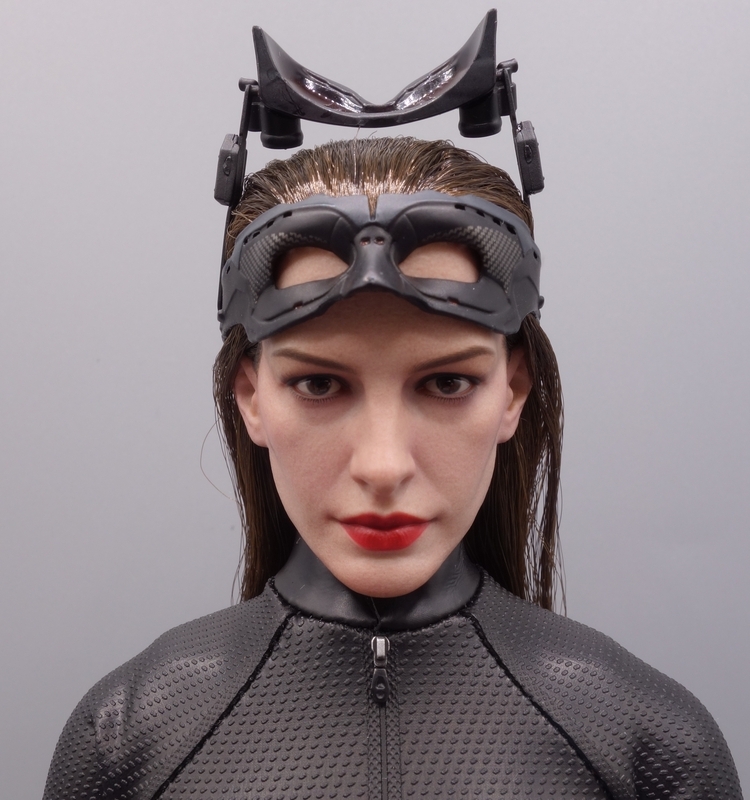 『ダークナイト・トリロジー』ホットトイズ　キャットウーマン 2.0 Yahoo!オークション - ホットトイズ 1/6 バットマン ダーク