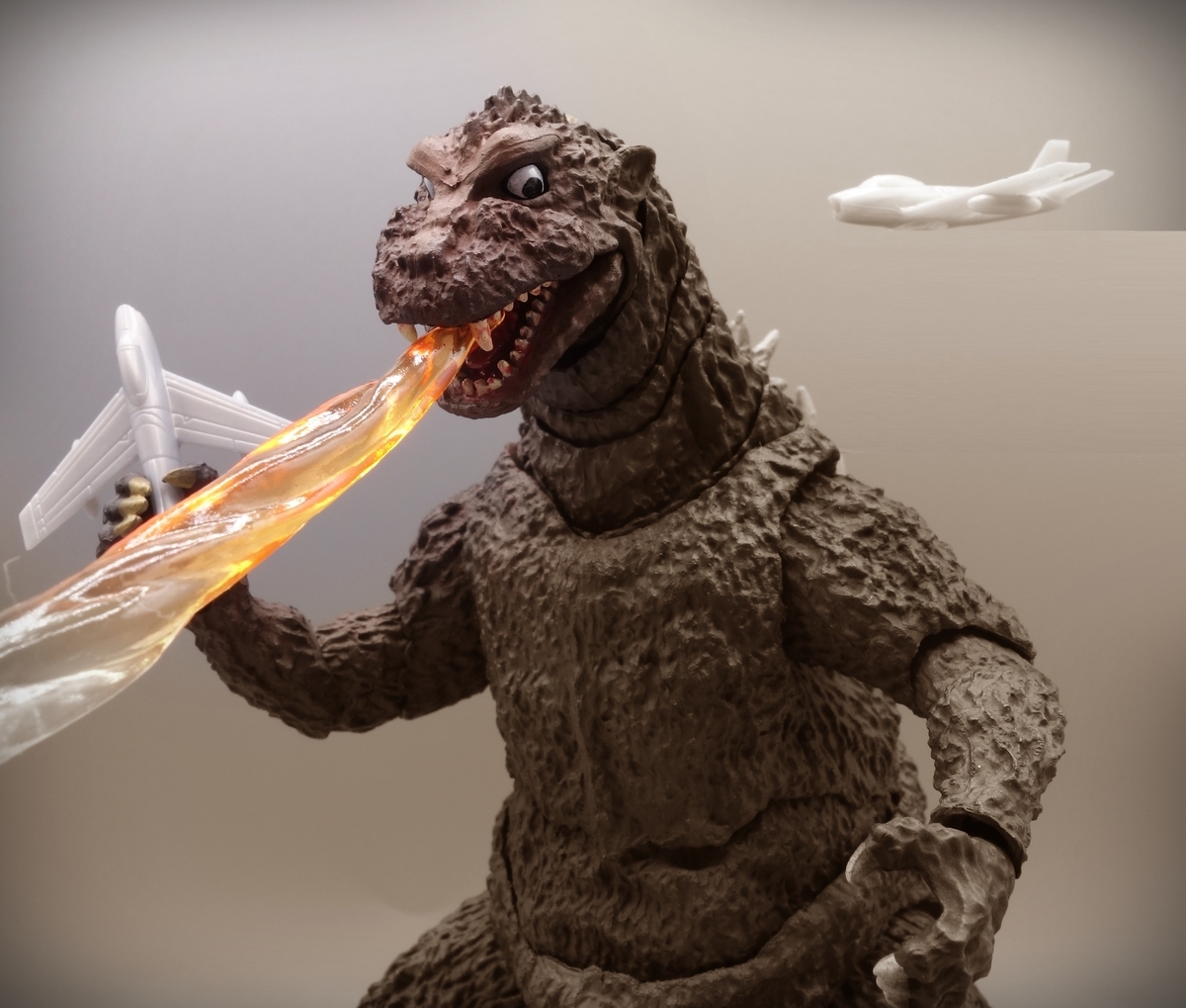 S.H.MonsterArtsゴジラ(1954)70周年特別記念Ver.未開封 S.H.MonsterArts ゴジラ（1954）70周年特別記念Ver.』が予約開始