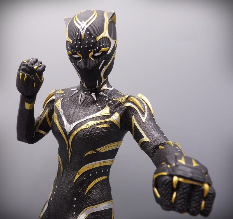 ホットトイズ ブラックパンサー シュリ (ワカンダ・フォーエバー)極美品 HOTTOYS 『ブラックパンサー/ワカンダ・フォーエバー』ブラック
