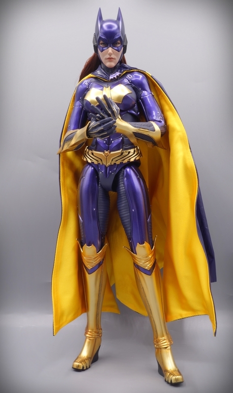 HOTTOYS 『バットマン：アーカム・ナイト』バットガール（パープル