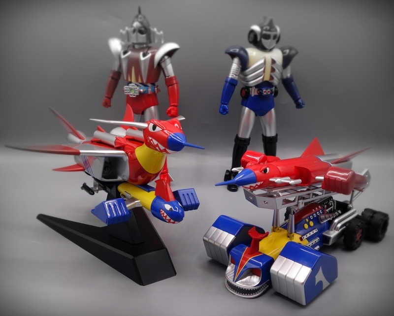 特撮合金宇宙鉄人キョーダインスカイジェット & グランカーアートストーム Amazon.co.jp: アート・ストーム Action Toys 特撮合金 宇宙鉄人