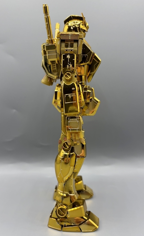 MG 1/100 RX-78-2 ガンダムVer.3.0[ゴールドコーティング] レビュー