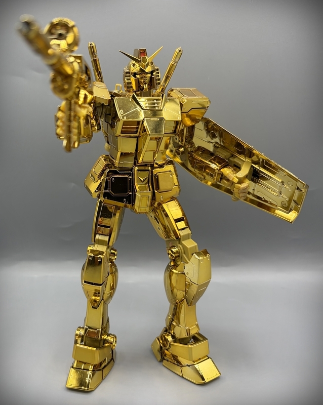MG 1/100 RX-78-2 ガンダムVer.3.0[ゴールドコーティング] レビュー
