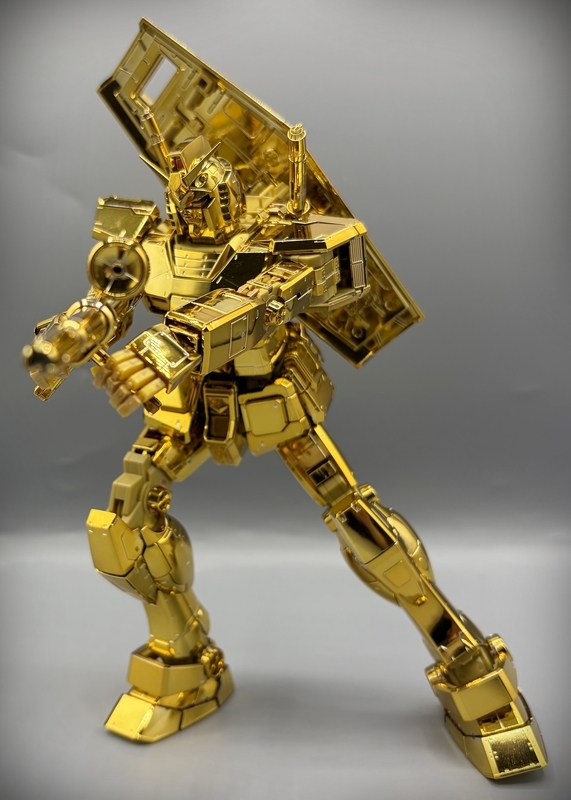 MG 1/100 RX-78-2 ガンダムVer.3.0[ゴールドコーティング] レビュー