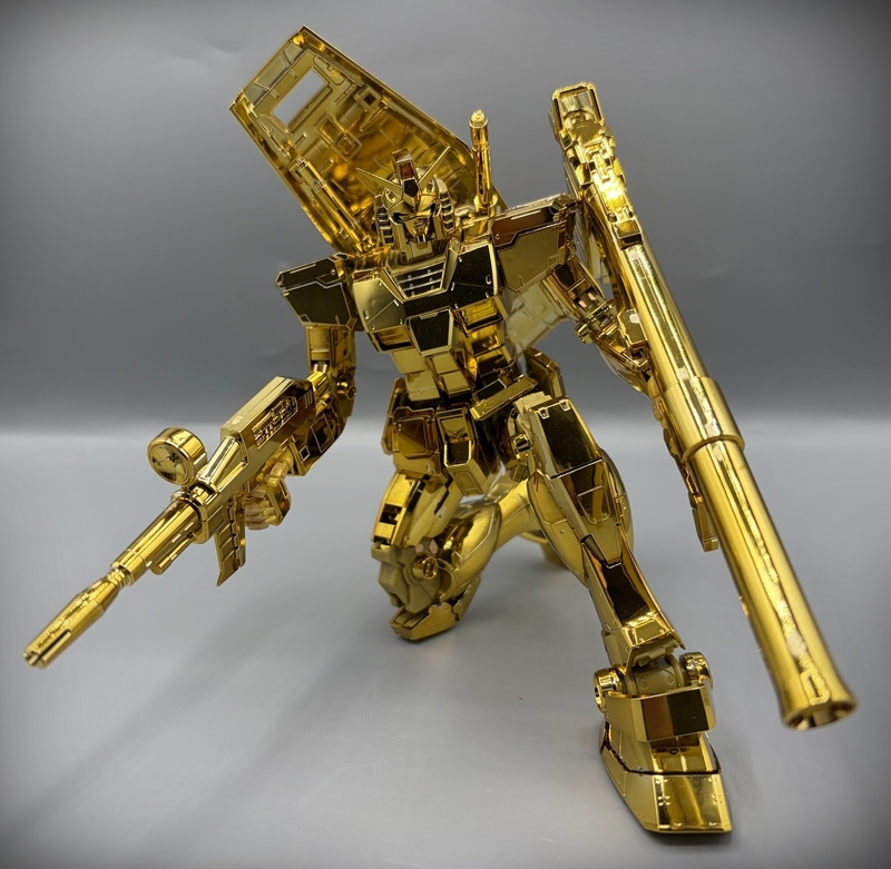 MG 1/100 RX-78-2 ガンダムVer.3.0[ゴールドコーティング] レビュー