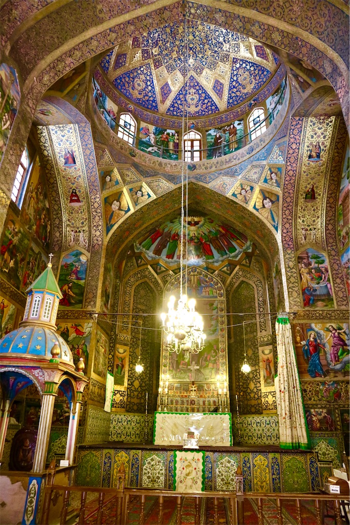 イラン旅行 イスファハーン アルメニア人地区のヴァーンク教会 夕食はガイドさんの自宅でペルシャ料理 Spice Of Life