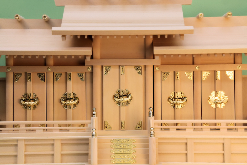 大きな神棚を探している 五社の神殿で祭ってみたい - 神棚 上敷き 簾の