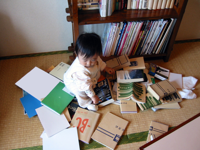 子供に邪魔され中途半端な状態でテレワークが続く