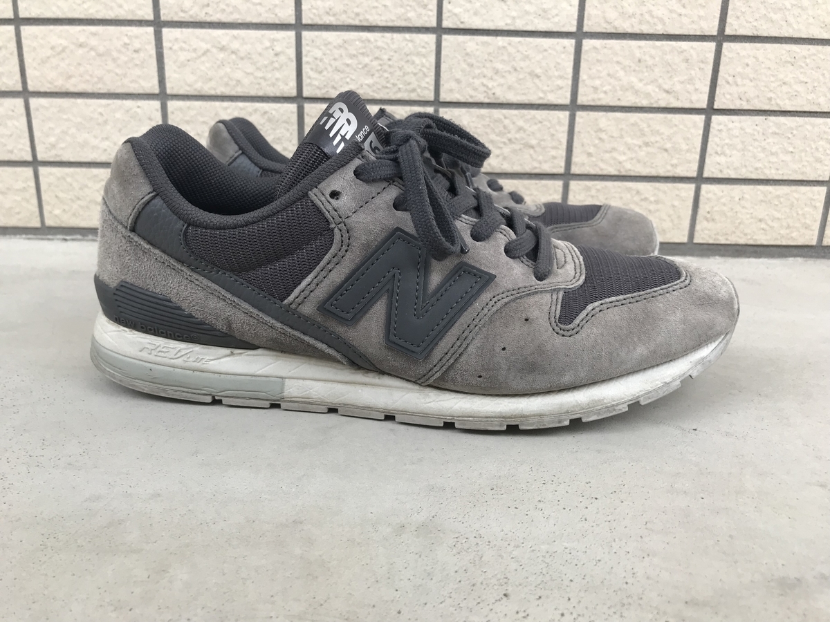 ニューバランス Mrl 996 グレー 僕がスニーカーにハマるきっかけになった最高の一足 メンズコーデ デザインしない暮らし