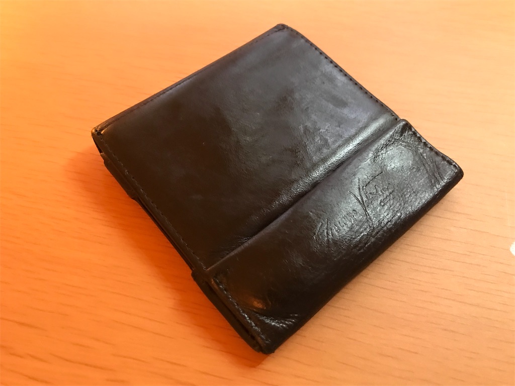 アドカラー 使い方 革財布を染め直す 革補修で失敗しない方法 染めq と比較すると デザインしない暮らし