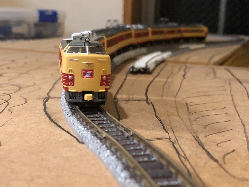 Bトレイン用　自作レイアウト　ミニカーブレールC140（F）30°60°使用 N gauge mini curved rail C140 I made a small and just right