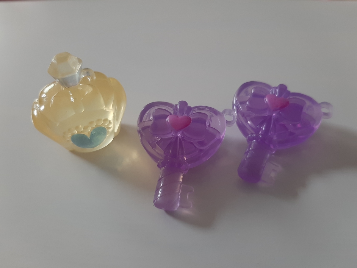 プリンセス マスコット バスボール ダイソー おもちゃと絵本以外をミニマルに