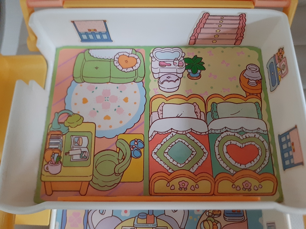 こえだちゃん おかいものマンション おうちがポン！ - おもちゃと絵本 