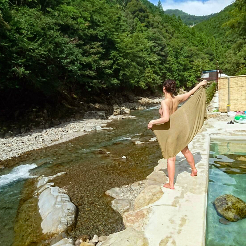 f:id:omoroionnsenn:20181206133402j:plain f:id:omoroionnsenn:20181206133402j:plain