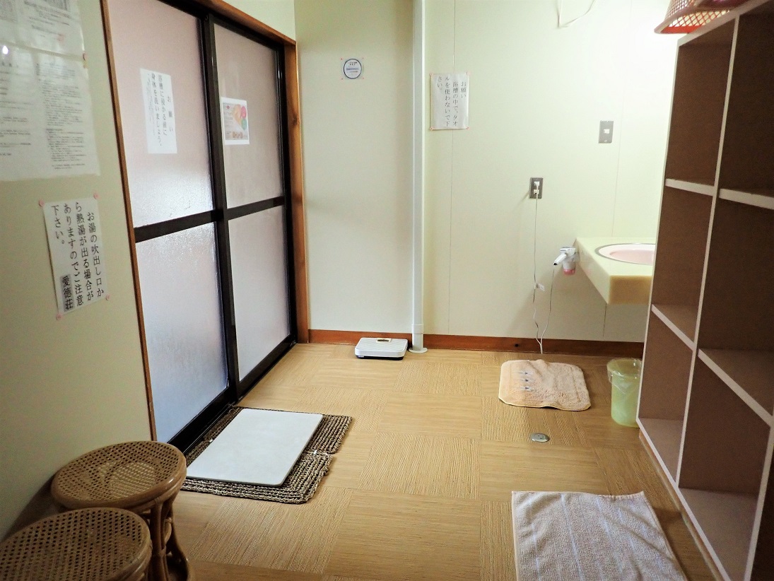 f:id:omoroionnsenn:20190624203132j:plain