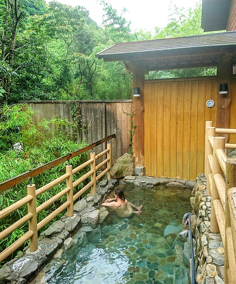 f:id:omoroionnsenn:20190830135415j:plain