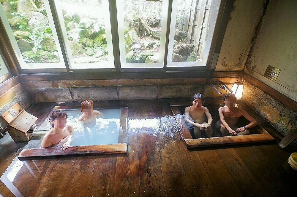 f:id:omoroionnsenn:20200125100923j:plain