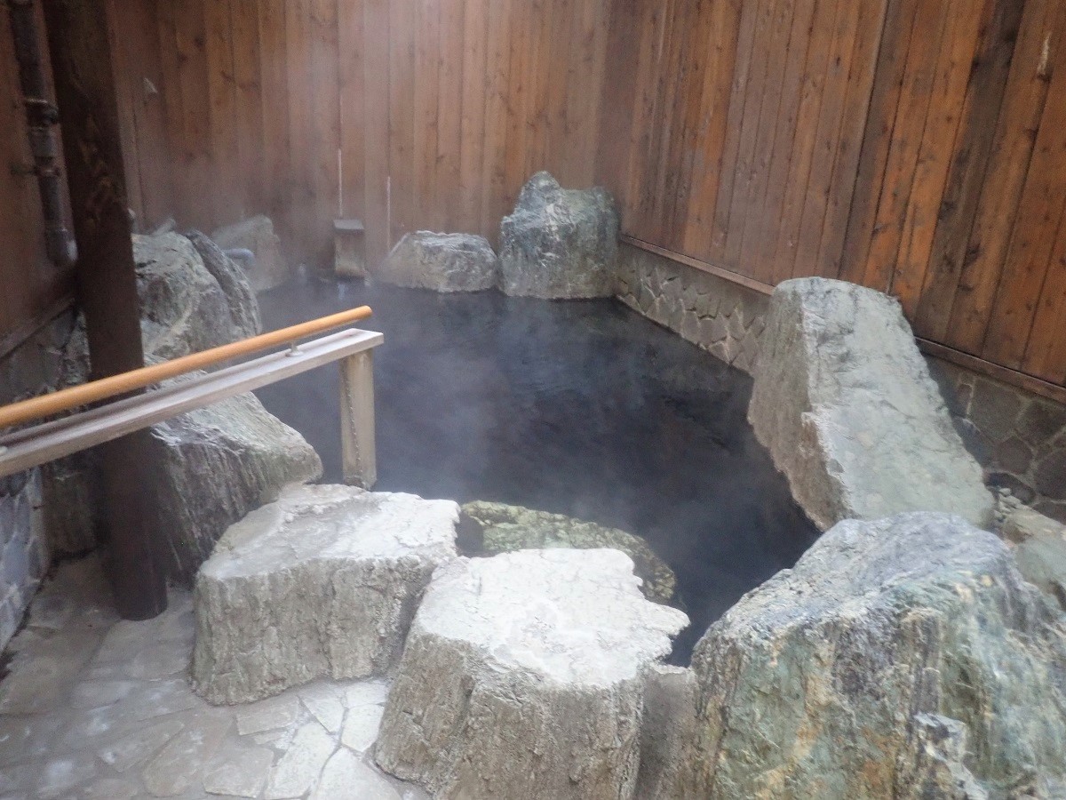 f:id:omoroionnsenn:20200304062401j:plain