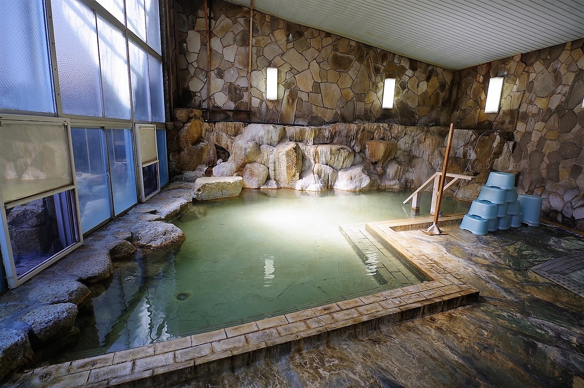 f:id:omoroionnsenn:20200305205946j:plain