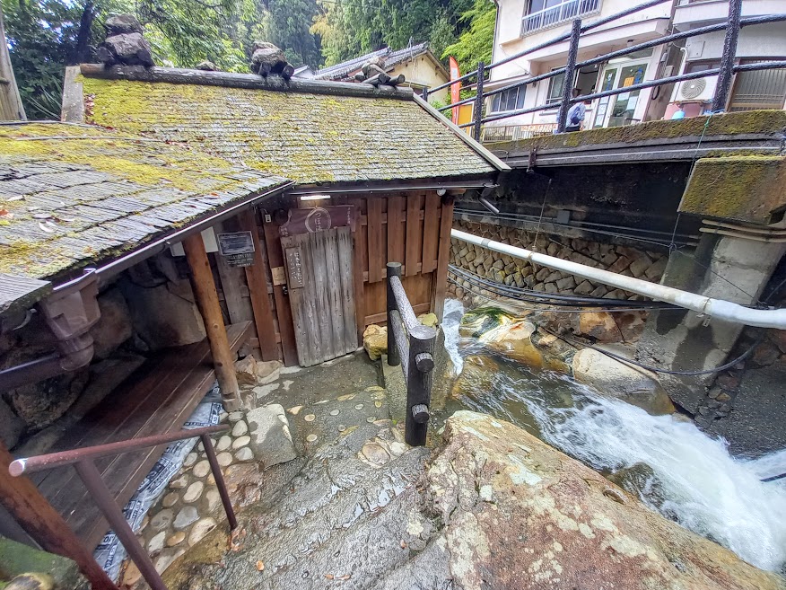 f:id:omoroionnsenn:20210522172612j:plain